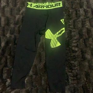 Under Armour, kids football/compression pants